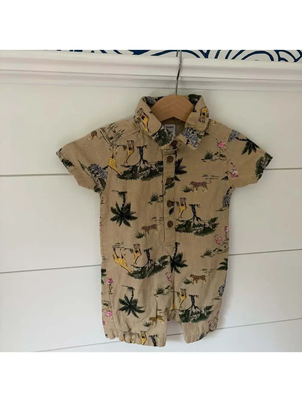 old navy safari romper 6-12 months
